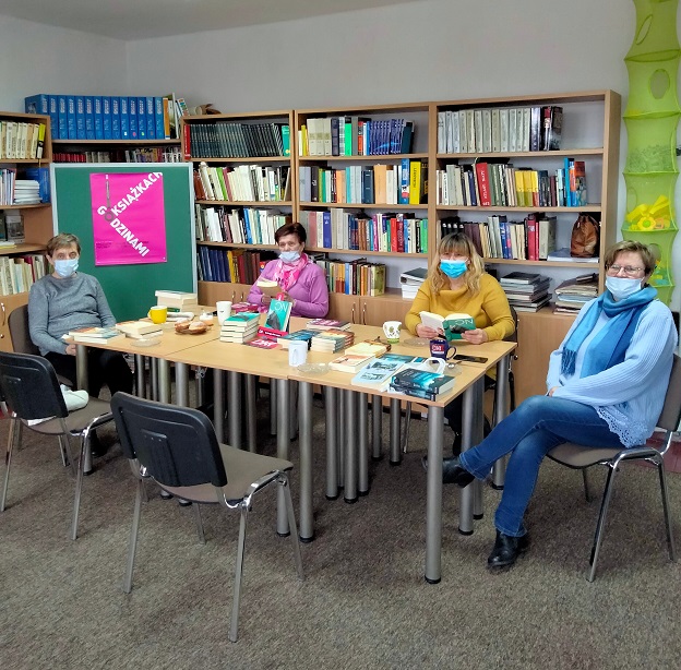 Spotkanie Dyskusyjnego Klubu Książki w Uhowie