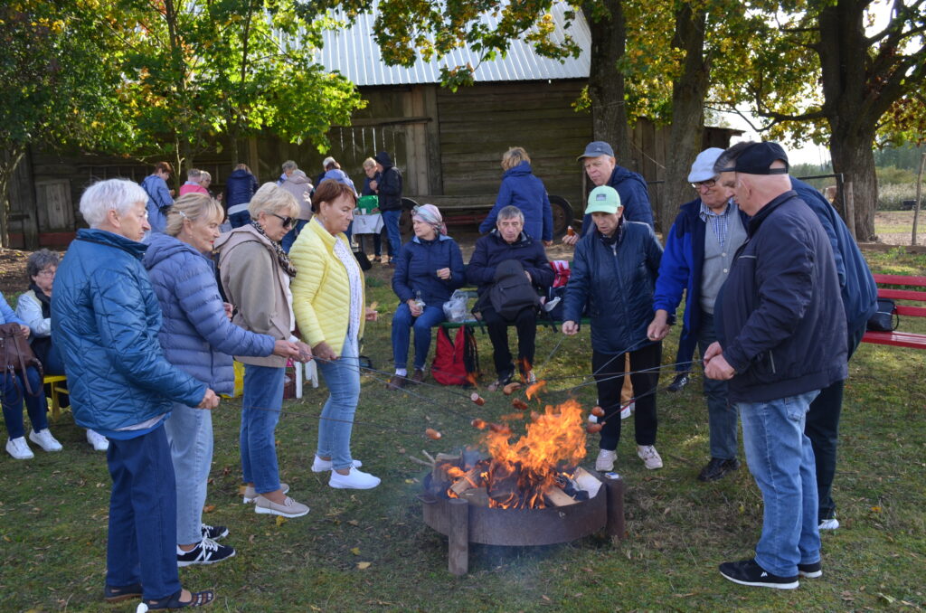 Projekt „Cudze chwalicie, swego nie znacie” – wyjazd do Turośni Kościelnej