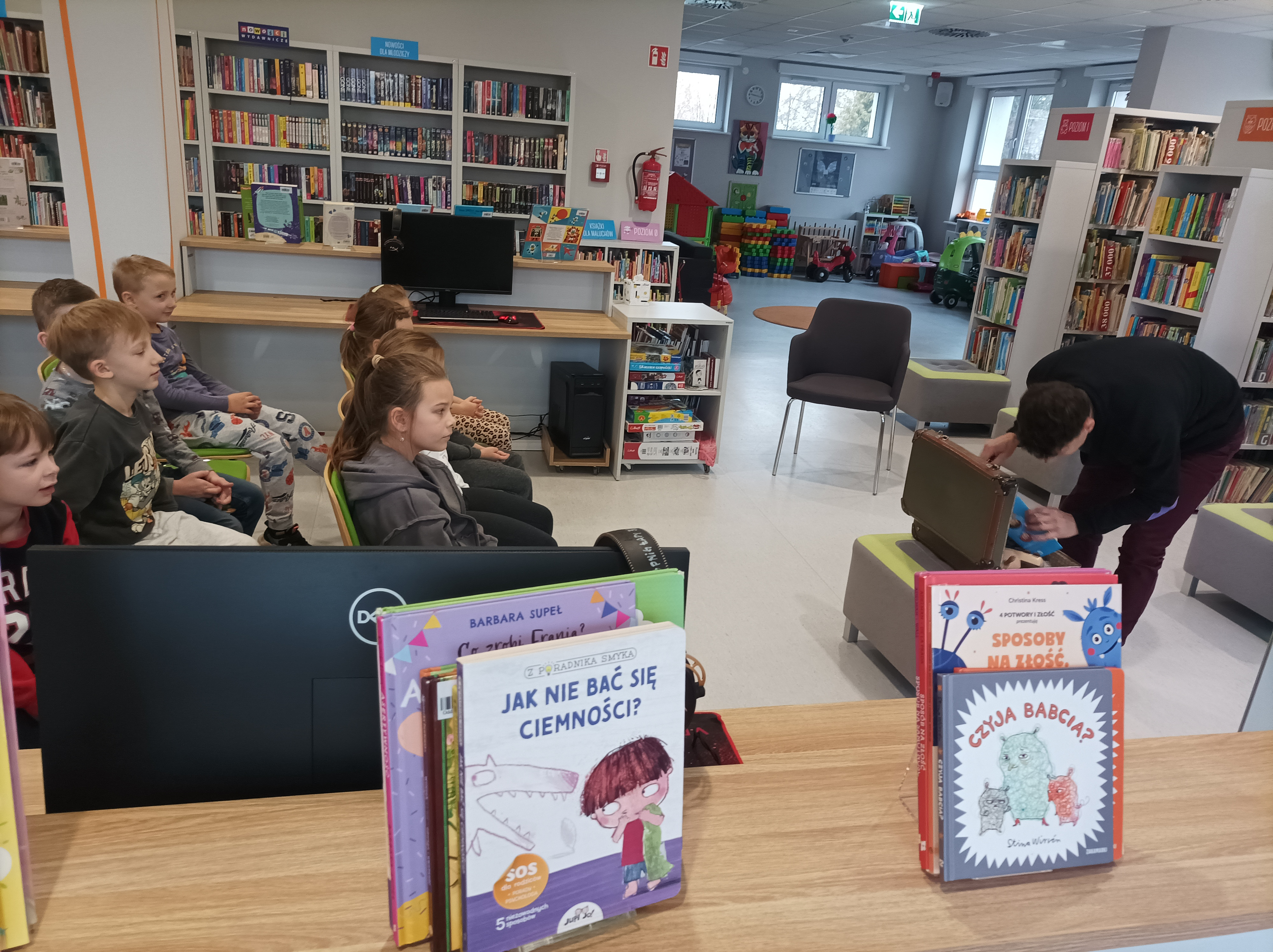 Kreatywne warsztaty czytelnicze z Krystianem Truchalskim