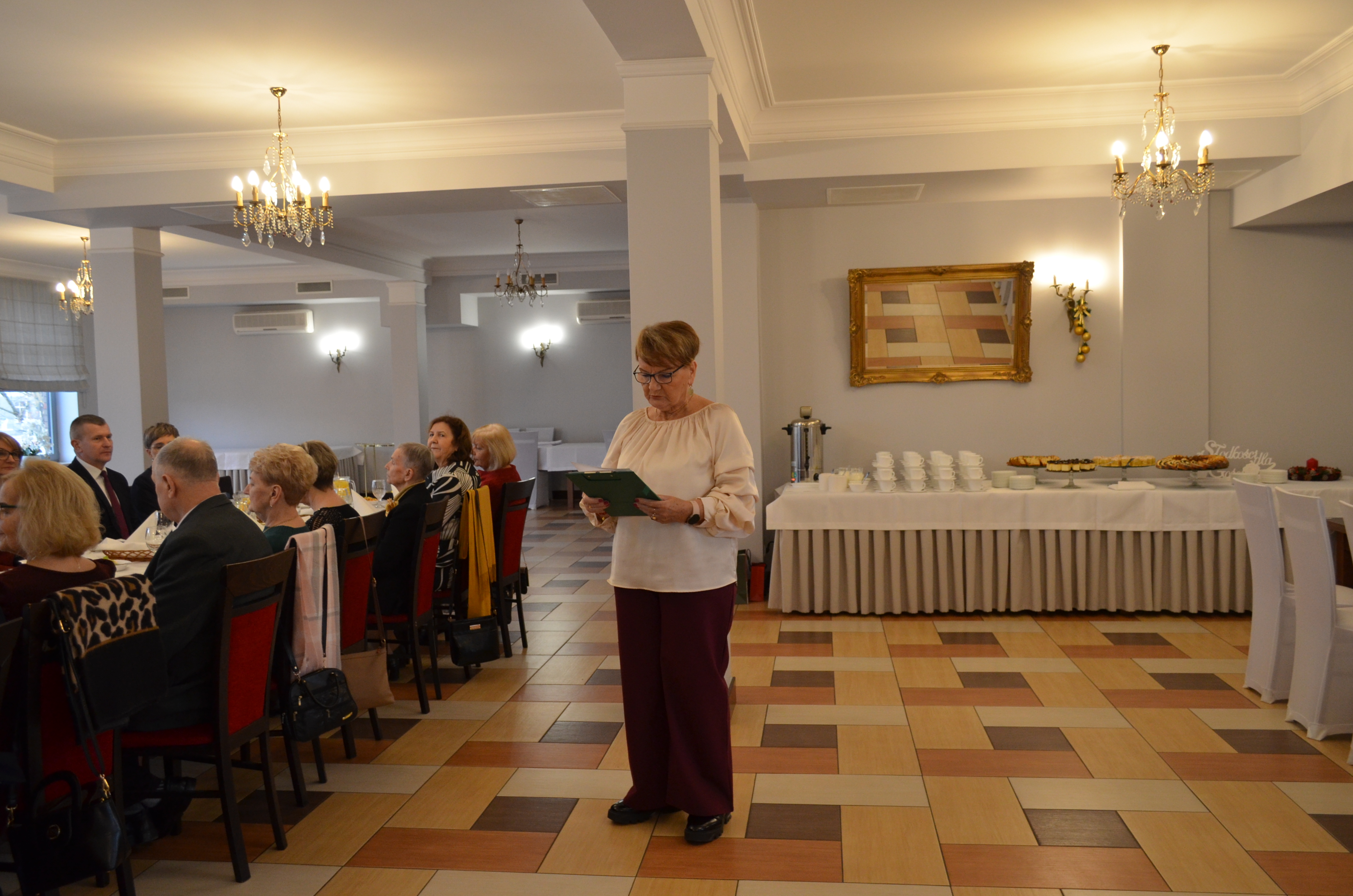 Spotkanie wigilijne słuchaczy Uniwersytetu Trzeciego Wieku