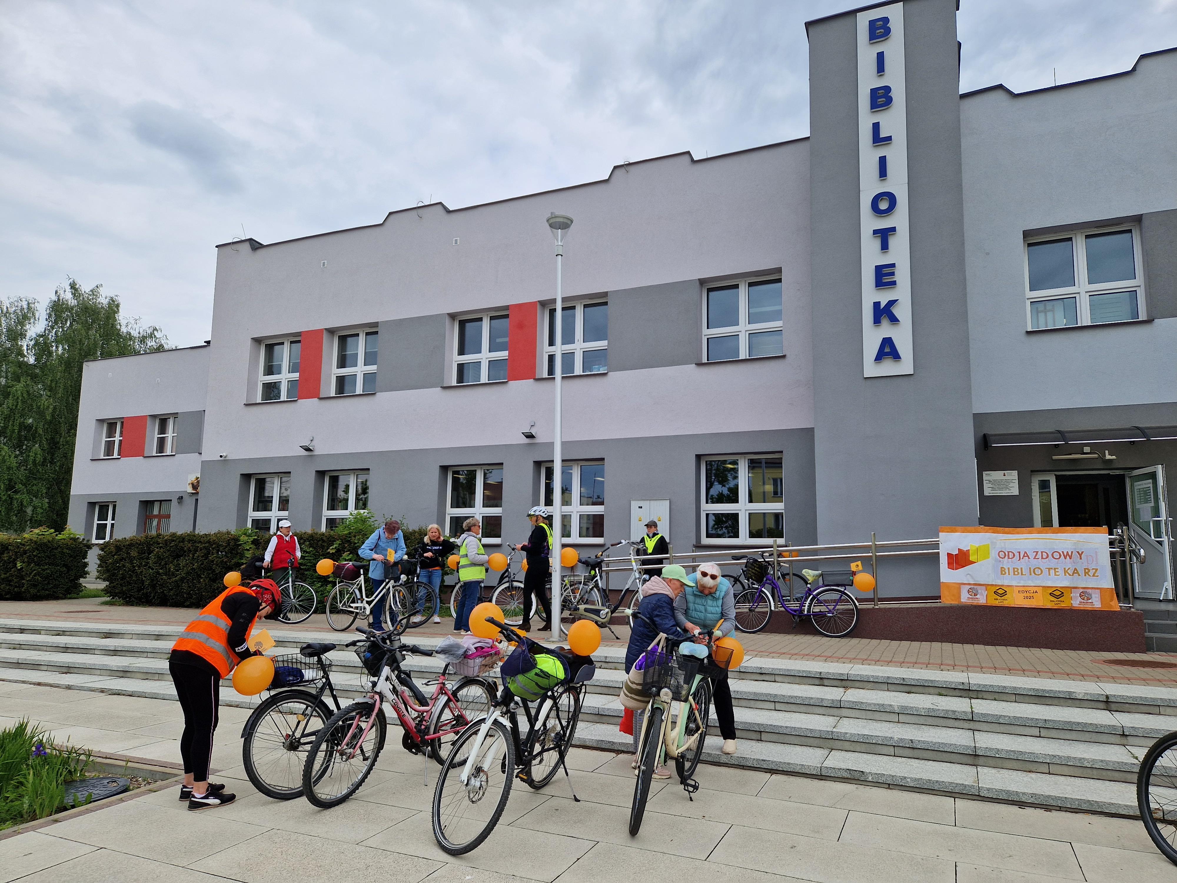 Odjazdowy Bibliotekarz 2025: „Czytamy krajobrazy” na dwóch kółkach